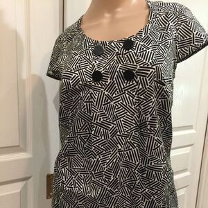 Ann Taylor Loft black & white 4 button blouse